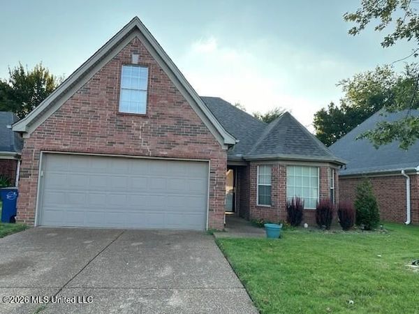 9085 Billy Pat Drive, Olive Branch, MS 38654