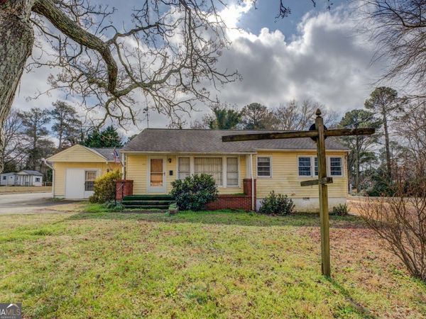 908 Nelson Street, Jackson, GA 30233