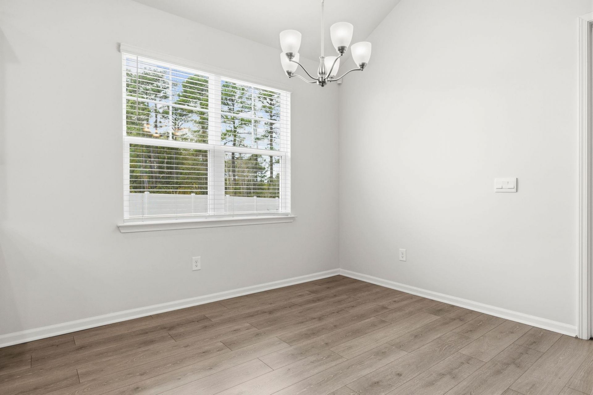 657 Sadlers Creek Ct. Photo 11