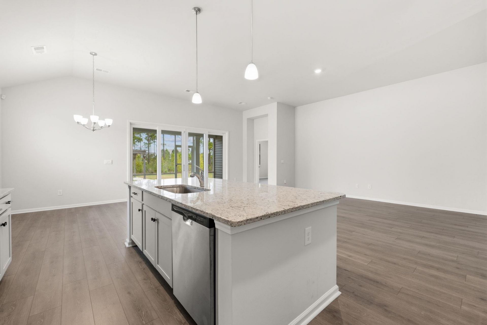 657 Sadlers Creek Ct. Photo 14