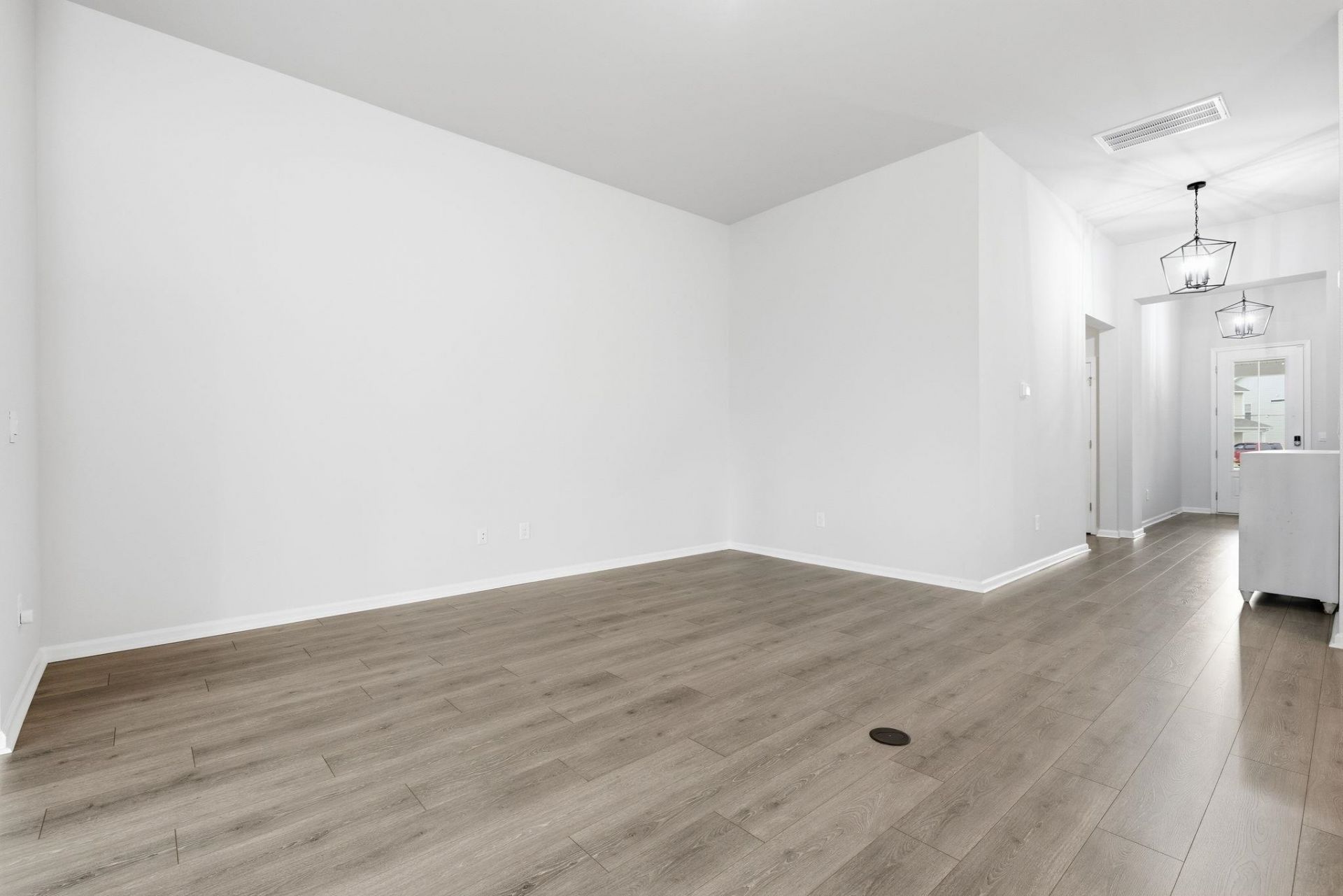 657 Sadlers Creek Ct. Photo 16