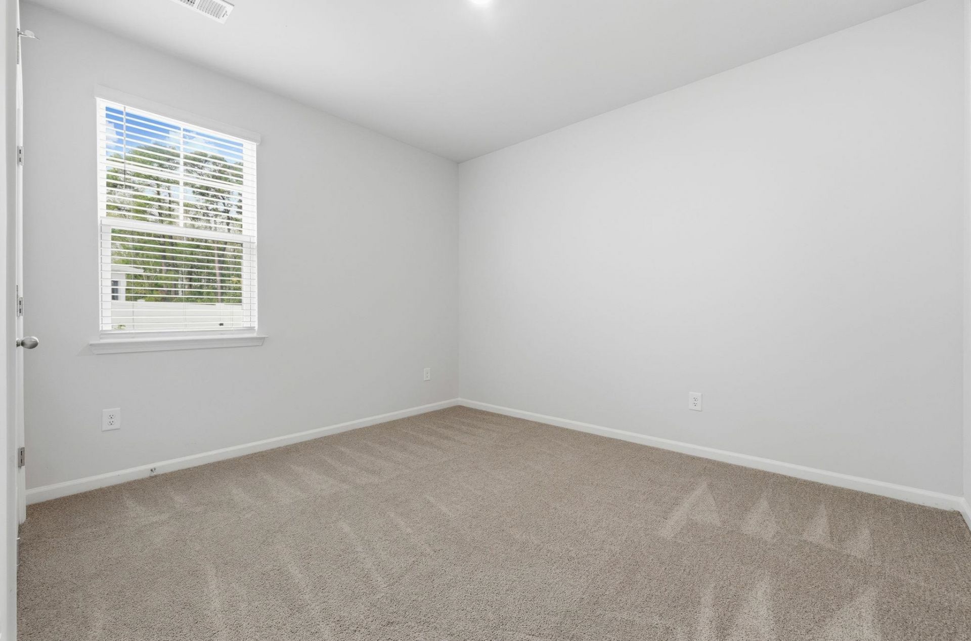 657 Sadlers Creek Ct. Photo 35