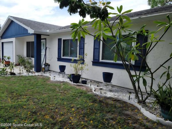 1671 Charles Boulevard NE, Palm Bay, FL 32907