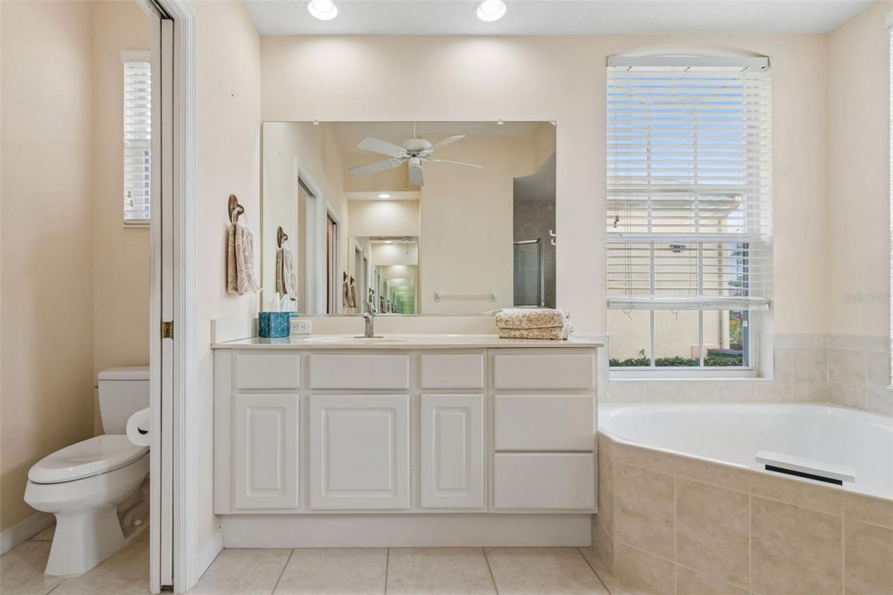 718 Planters Manor Way, Bradenton, FL 34212 Photo