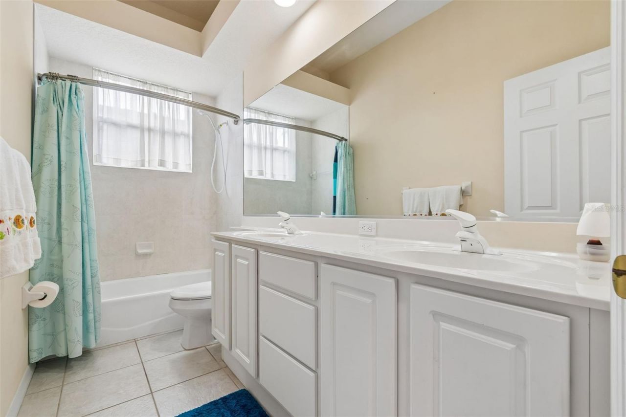 718 Planters Manor Way, Bradenton, FL 34212 Photo