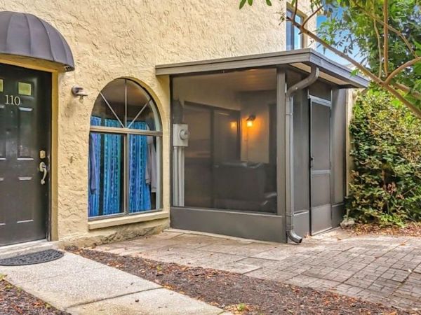 3583 WHISPERING OAKS LANE , Unit 110, PALM HARBOR, FL 34684