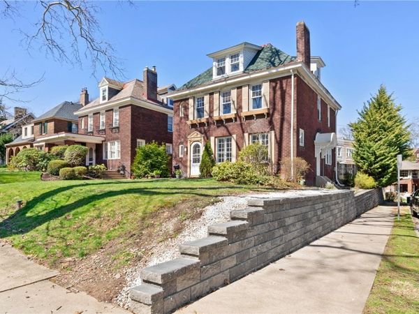 6673 Kinsman Rd, Pittsburgh, PA 15217