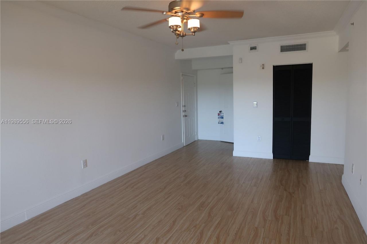 11650 SW 2nd St , Unit 16102, Pembroke Pines, FL 33025 Photo