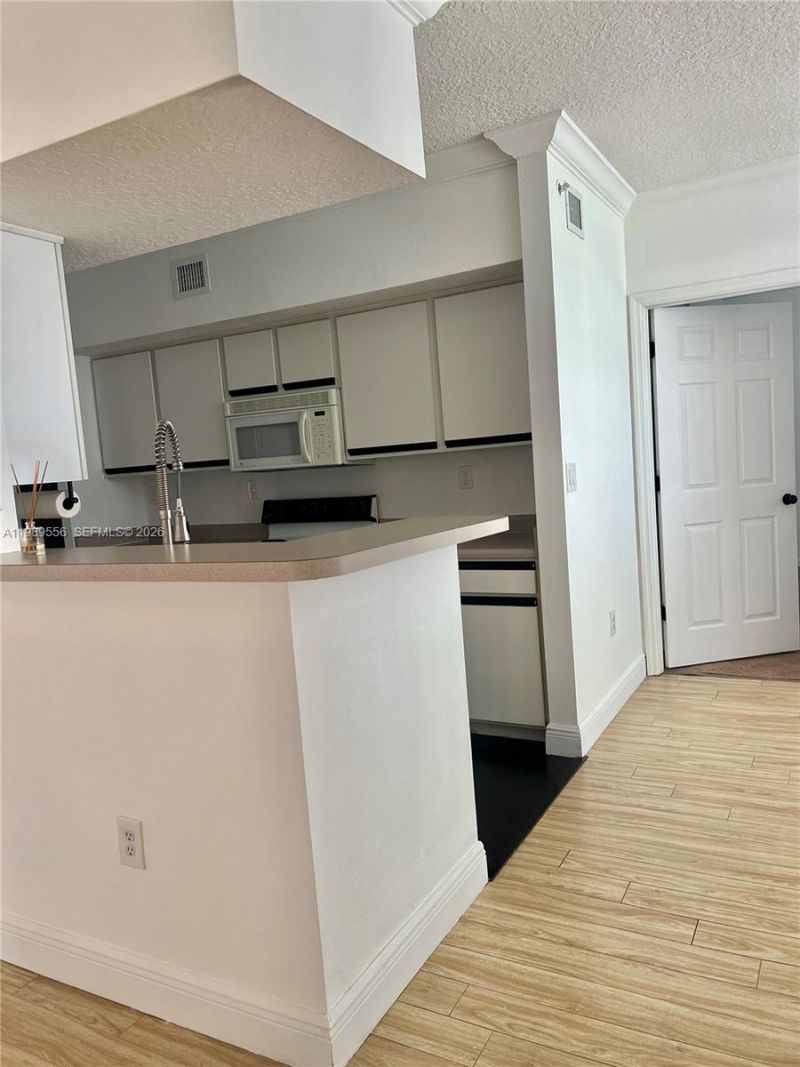 11650 SW 2nd St , Unit 16102, Pembroke Pines, FL 33025 Photo