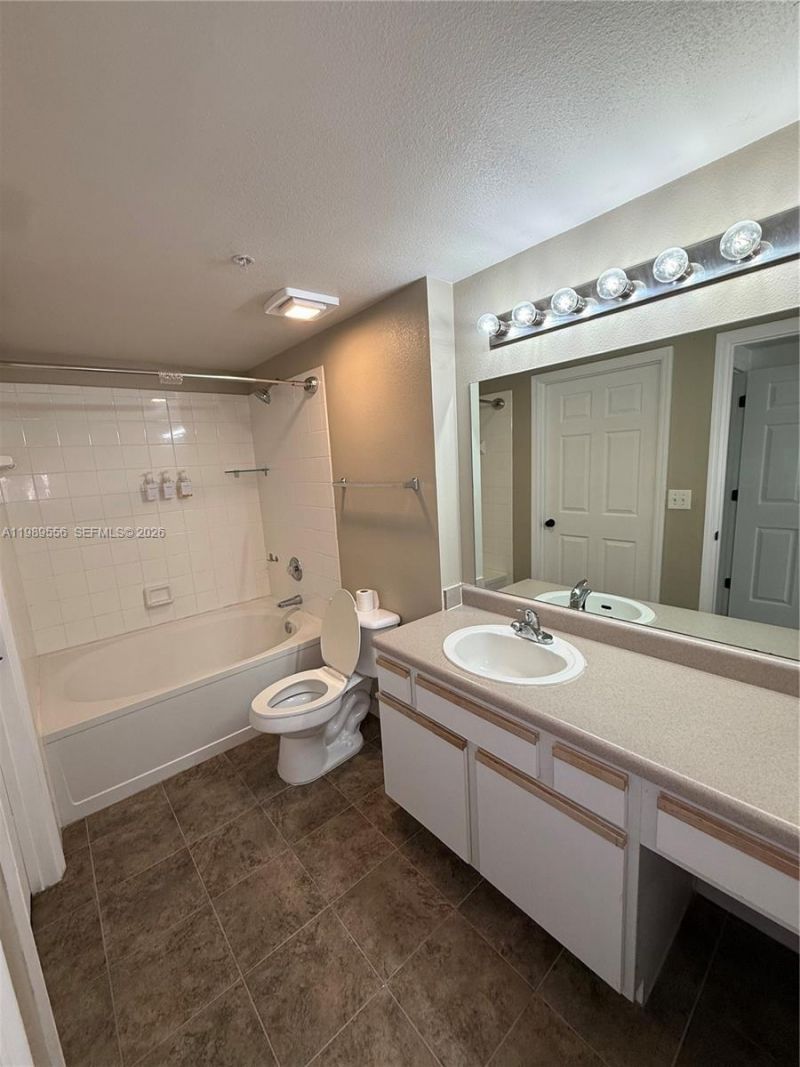 11650 SW 2nd St , Unit 16102, Pembroke Pines, FL 33025 Photo