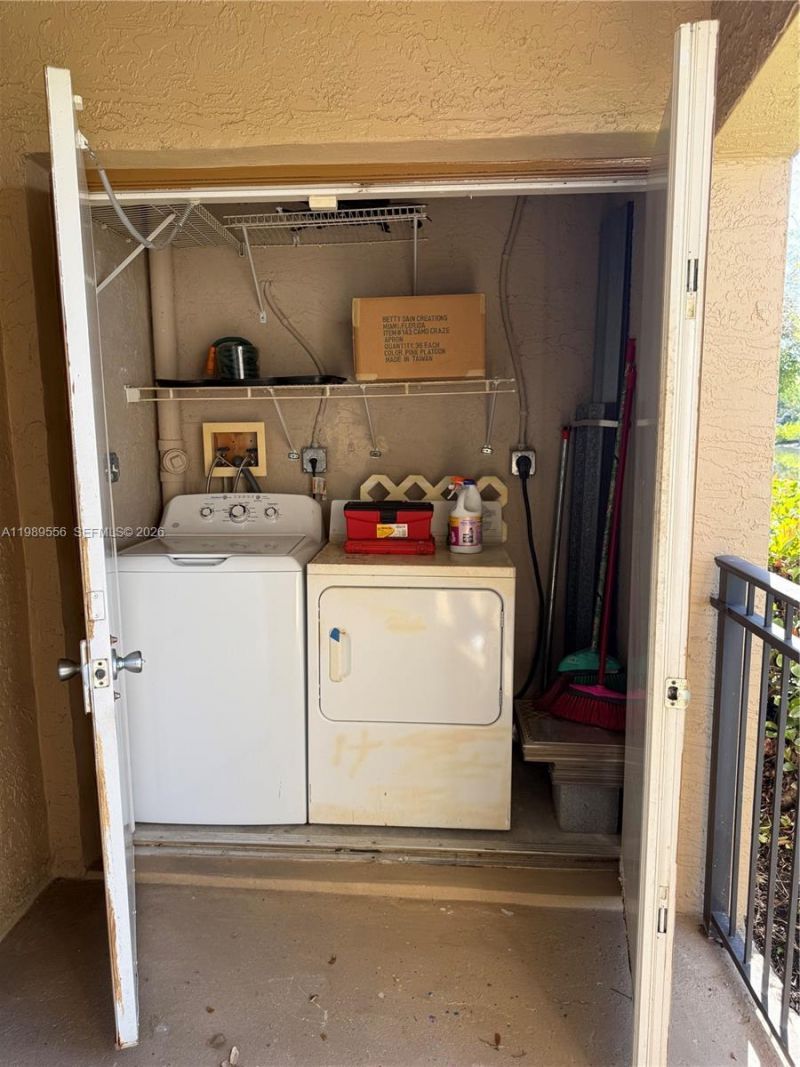 11650 SW 2nd St , Unit 16102, Pembroke Pines, FL 33025 Photo