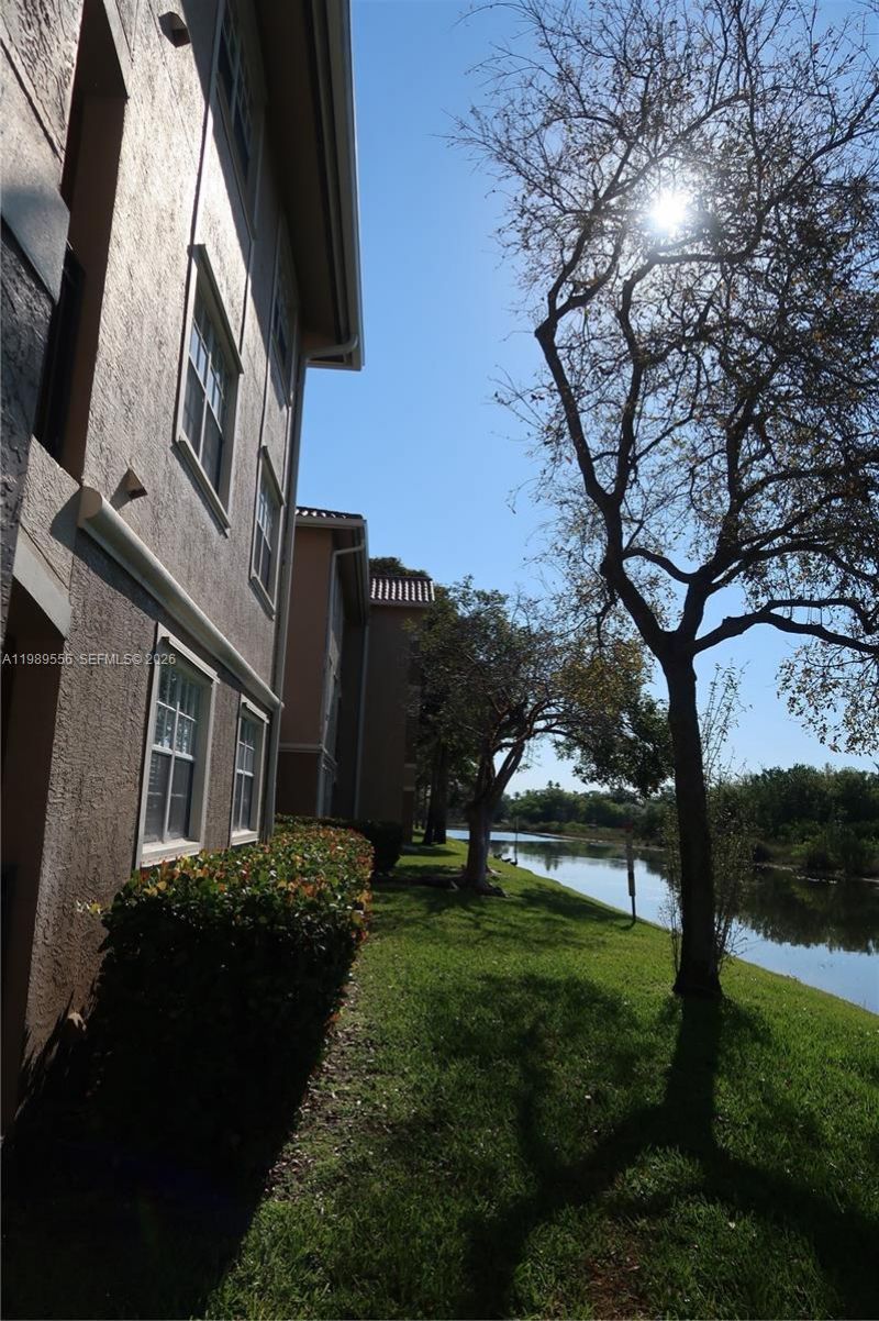 11650 SW 2nd St , Unit 16102, Pembroke Pines, FL 33025 Photo