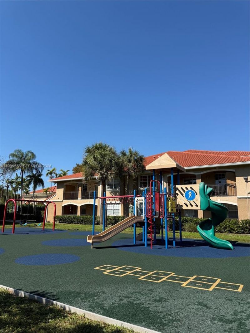 11650 SW 2nd St , Unit 16102, Pembroke Pines, FL 33025 Photo