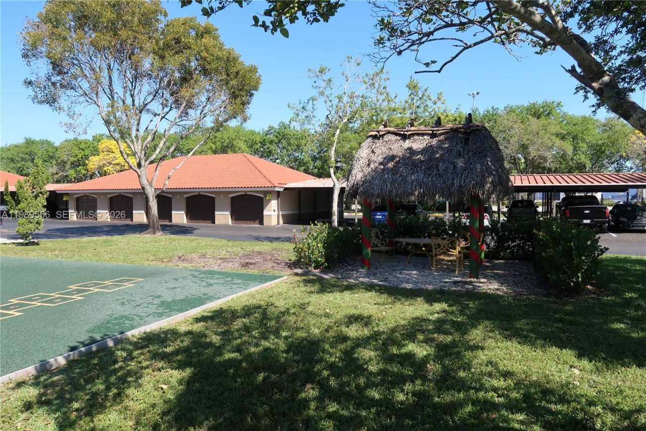 11650 SW 2nd St , Unit 16102, Pembroke Pines, FL 33025 Photo