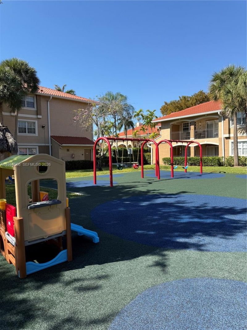 11650 SW 2nd St , Unit 16102, Pembroke Pines, FL 33025 Photo