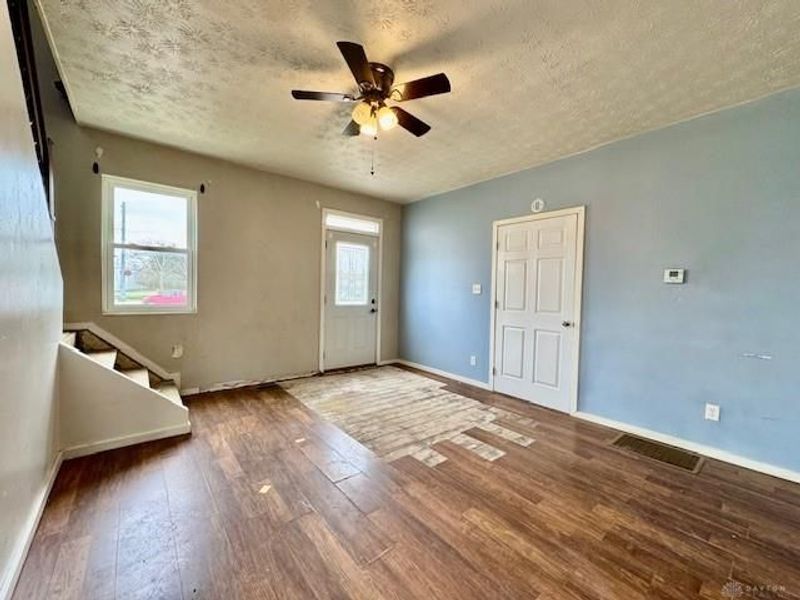 345 E Central Avenue, West Carrollton, OH 45449 Photo 5