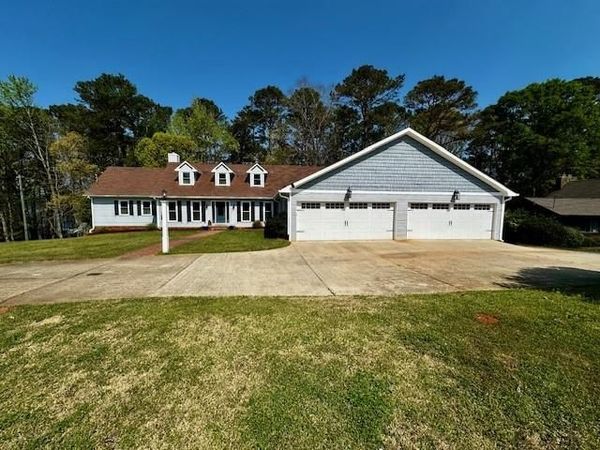 110 Thomas Drive, LaGrange, GA 30240