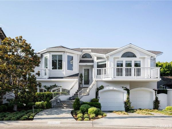 212 Kings Pl, Newport Beach, CA 92663