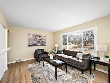 5205 Jersey Avenue N, Crystal, MN 55428