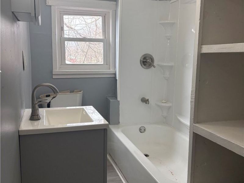 621 Creedmore Avenue, Barberton, OH 44203 Photo 7