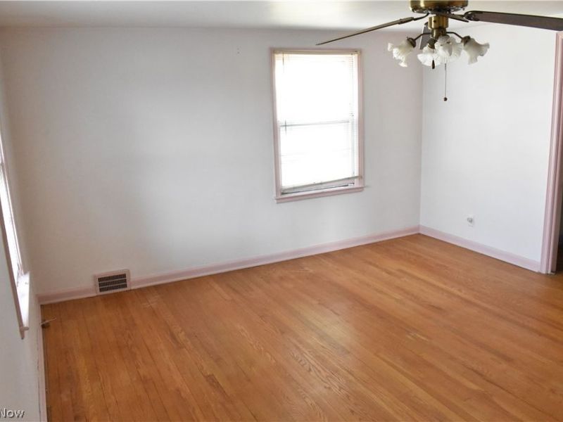 231 Trumbull Avenue NE, Warren, OH 44483 Photo 15