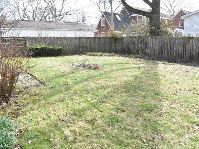 231 Trumbull Avenue NE, Warren, OH 44483 Photo 28