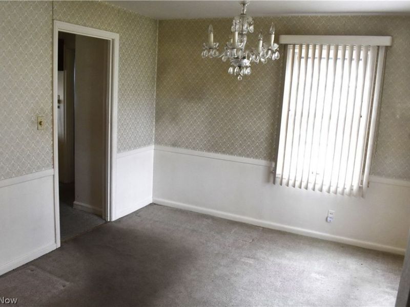 231 Trumbull Avenue NE, Warren, OH 44483 Photo 7