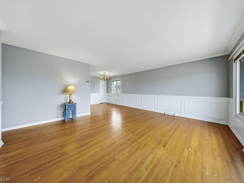 4882 Southwood Drive, Brooklyn, OH 44144 Photo 20