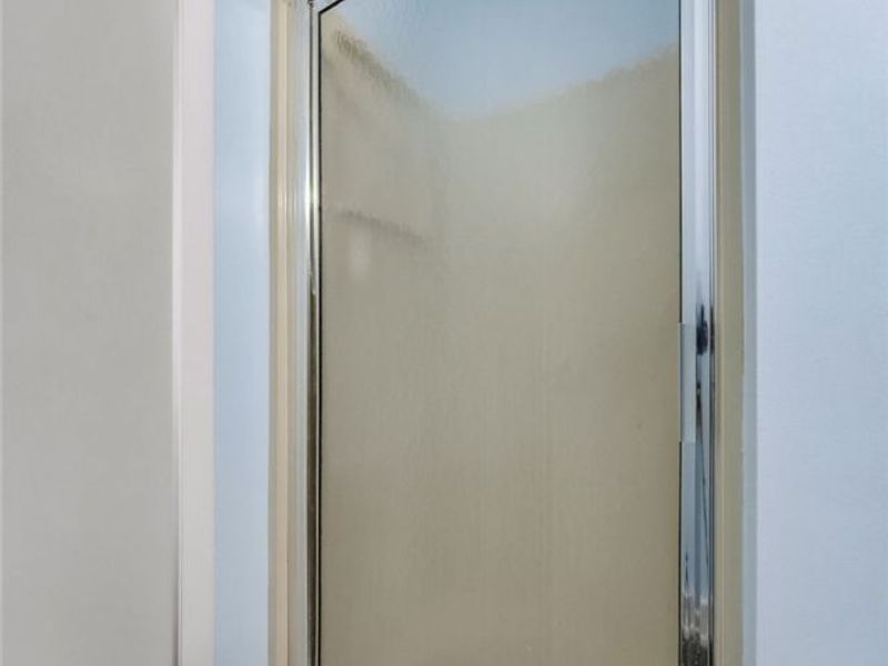 4882 Southwood Drive, Brooklyn, OH 44144 Photo 9