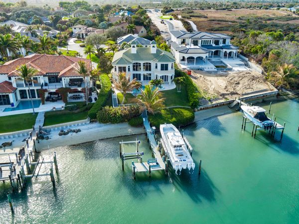 17129 SE Limerick Court, Tequesta, FL 33469