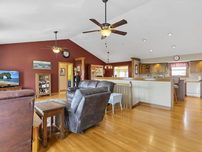 1925 Wilshire Lane NW, Lancaster, OH 43130 Photo 9