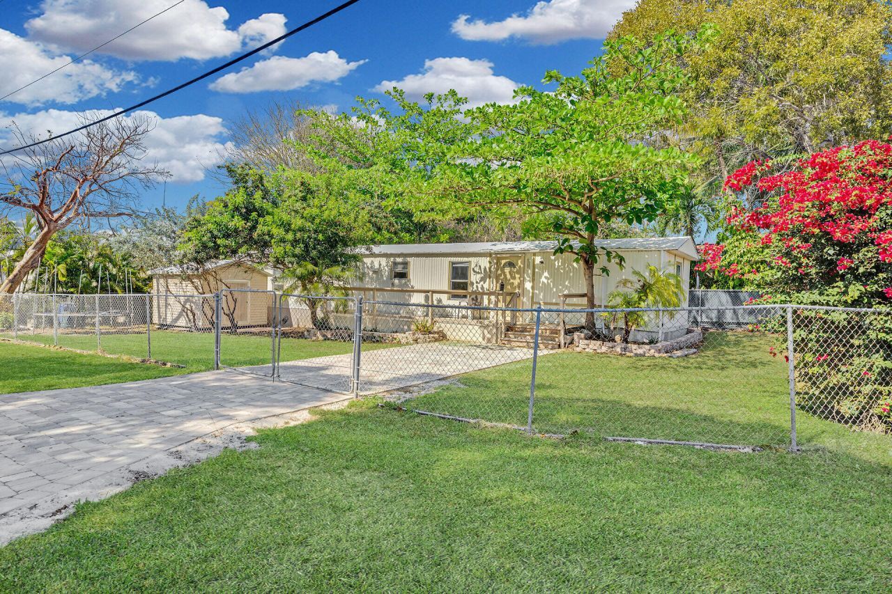 802 Largo Road, Key Largo, FL 33037 Photo