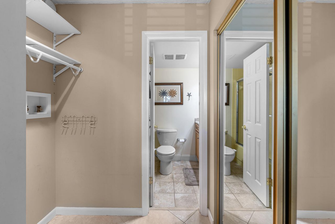 15 Sombrero Boulevard, Unit 212W, Marathon, FL 33050 Photo