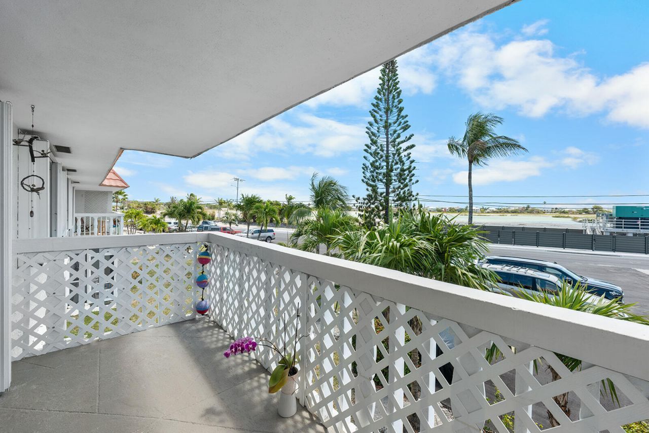 15 Sombrero Boulevard, Unit 212W, Marathon, FL 33050 Photo