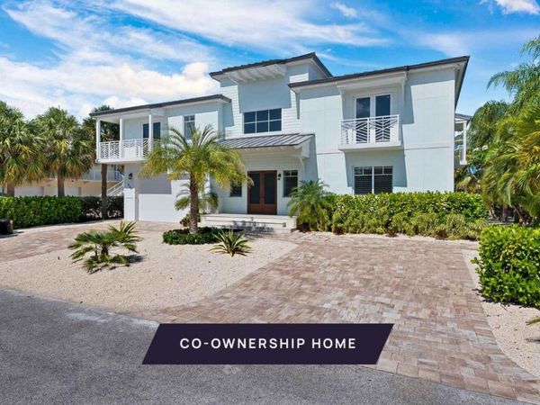 220 14Th Street, KEY COLONY, FL 33051