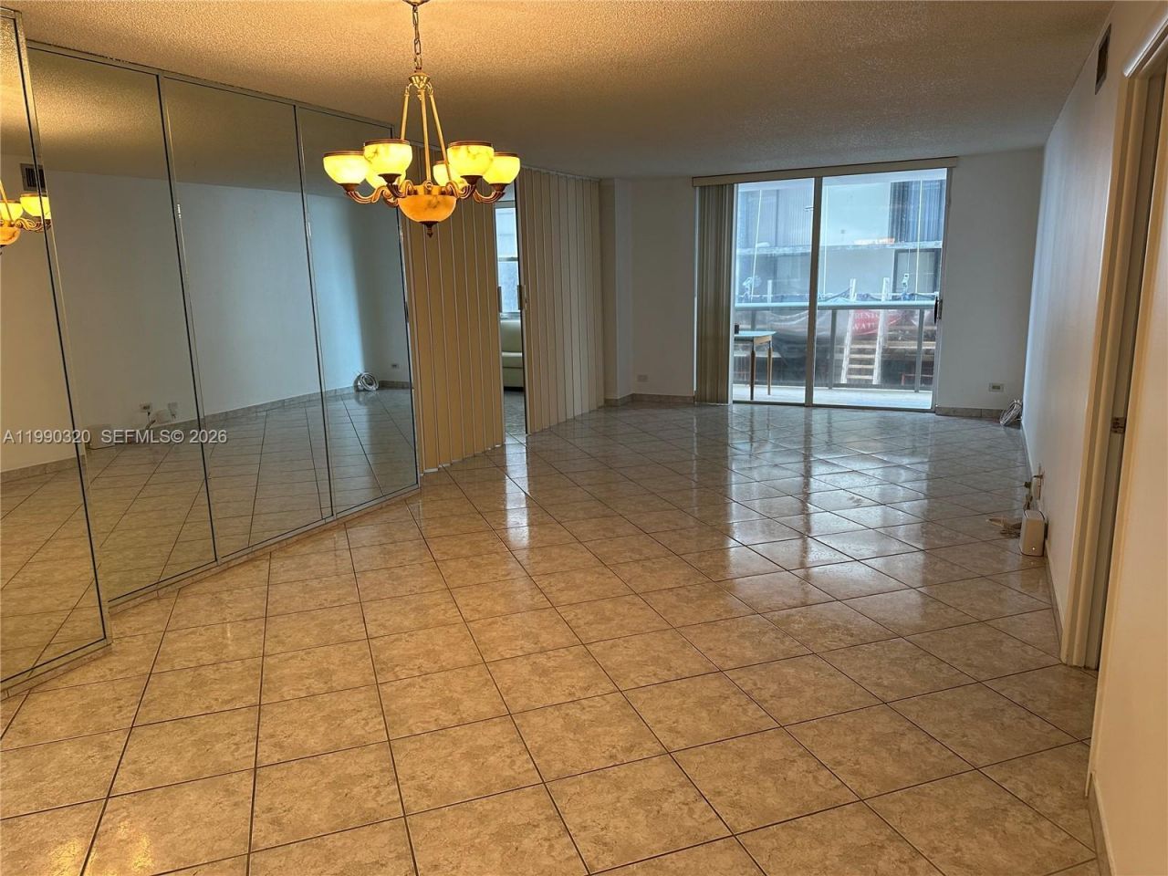 6039 Collins Ave , Unit 505, Miami Beach, FL 33140 Photo