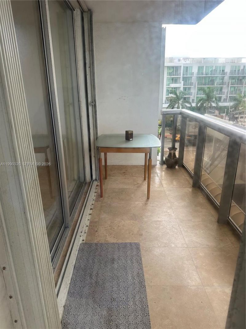 6039 Collins Ave , Unit 505, Miami Beach, FL 33140 Photo