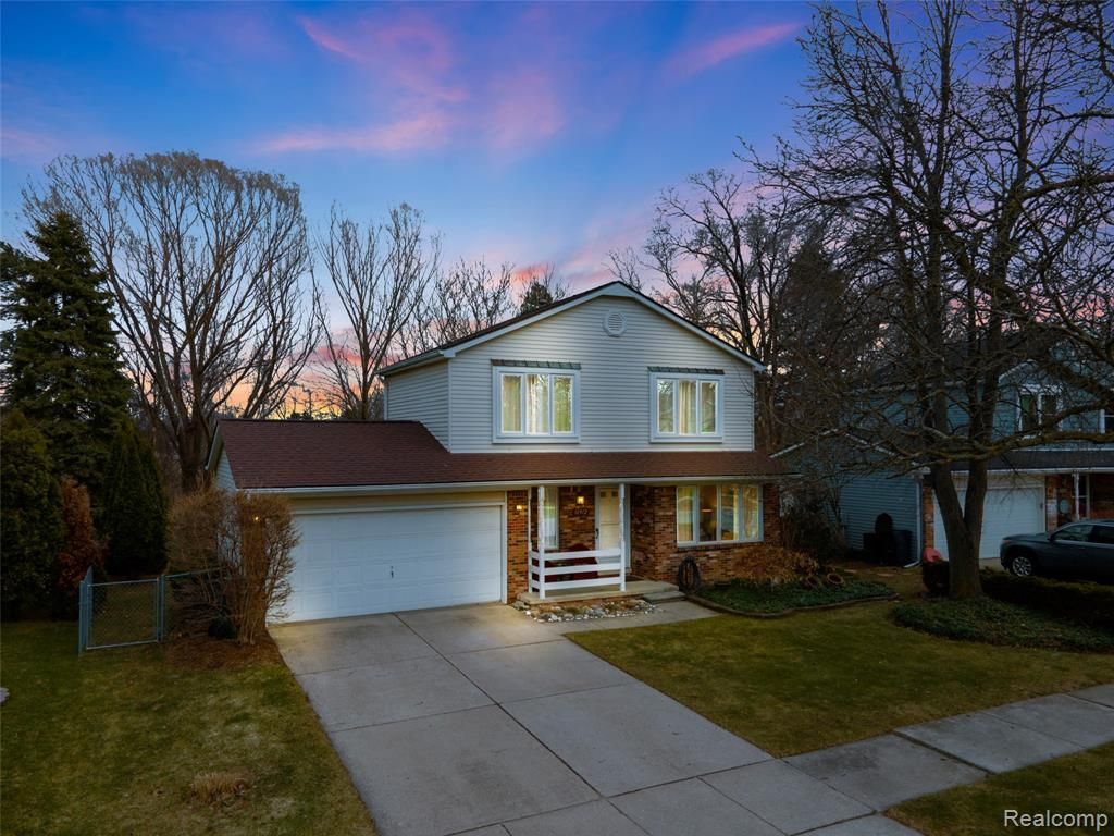 10912 Chestnut Court, Plymouth Township, MI 48170 Main Photo