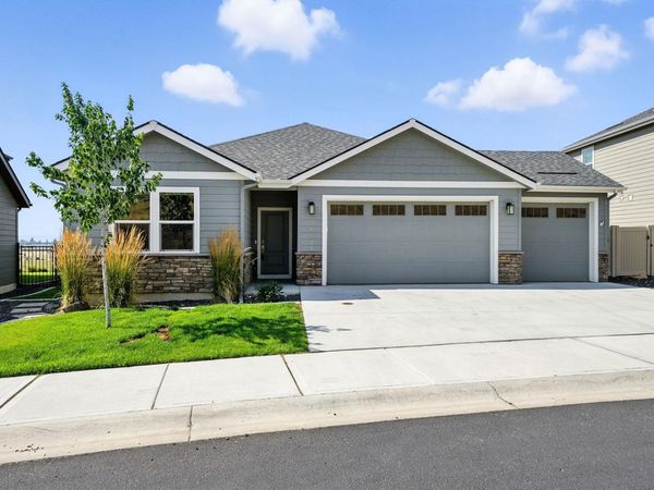 20629 E Valley Vista Dr, Liberty Lake, WA 99016