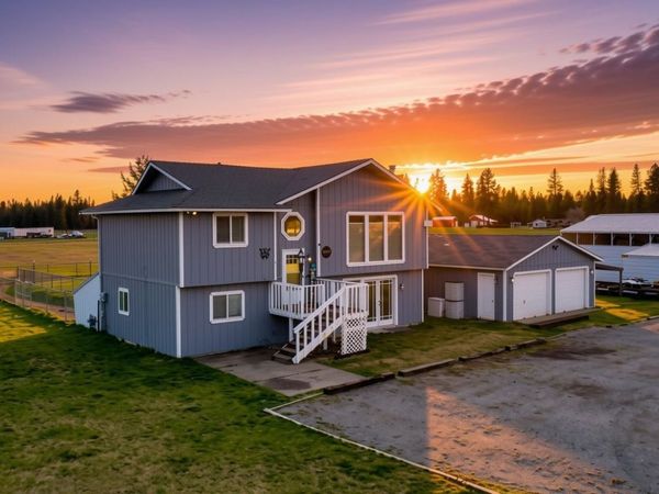 4810 E Big Meadows Rd, Chattaroy, WA 99003