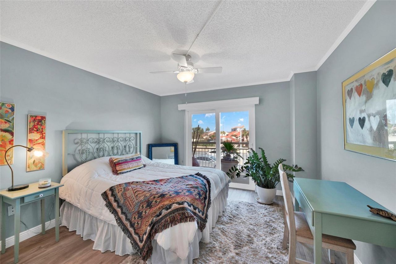 4900 Brittany Drive S, Unit 301, Saint Petersburg, FL 33715 Photo