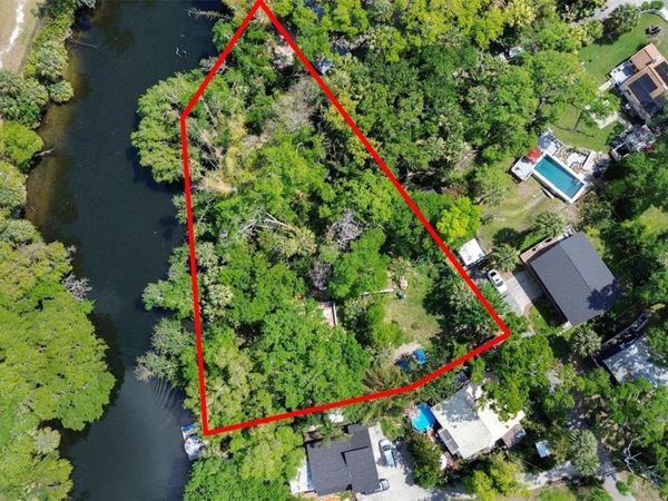 57 HAMILTON HEATH DRIVE , TAMPA, FL 33604