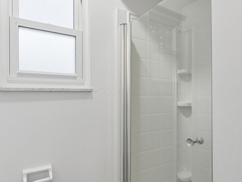 1701 Moreland Drive, Columbus, OH 43220 Photo 27