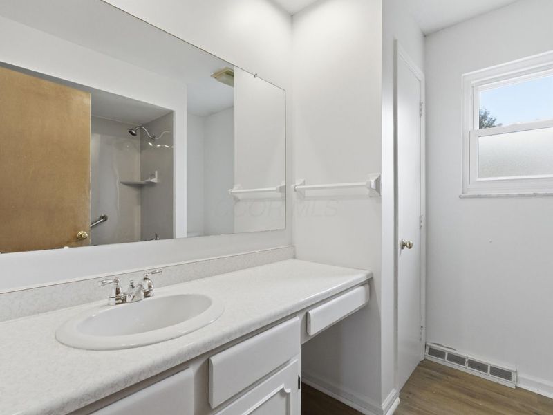 1701 Moreland Drive, Columbus, OH 43220 Photo 33