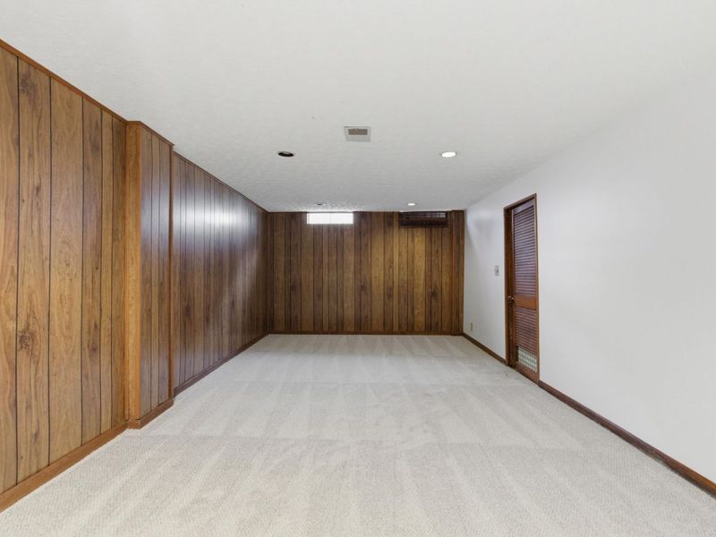 1701 Moreland Drive, Columbus, OH 43220 Photo 35