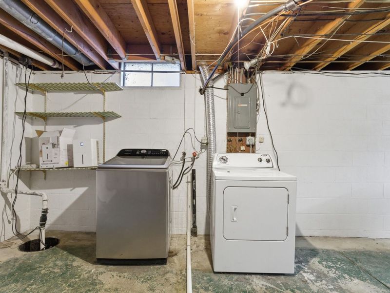 1701 Moreland Drive, Columbus, OH 43220 Photo 37