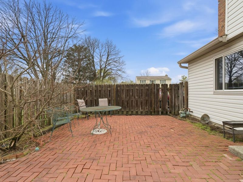 1701 Moreland Drive, Columbus, OH 43220 Photo 40