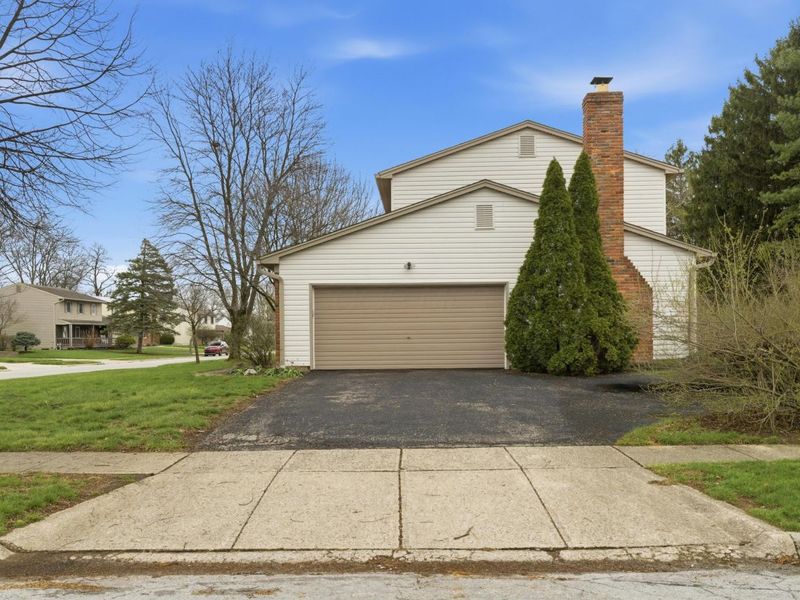 1701 Moreland Drive, Columbus, OH 43220 Photo 5