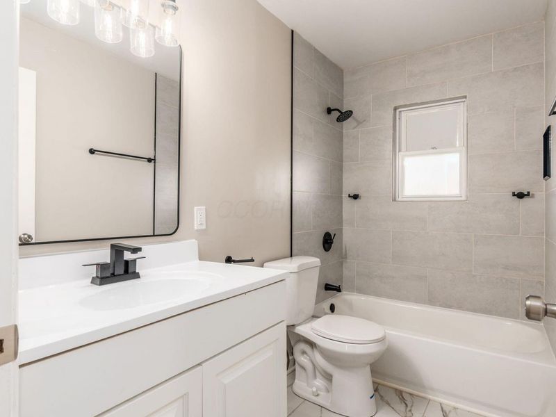 1340 Bronwyn Avenue, Columbus, OH 43204 Photo 10