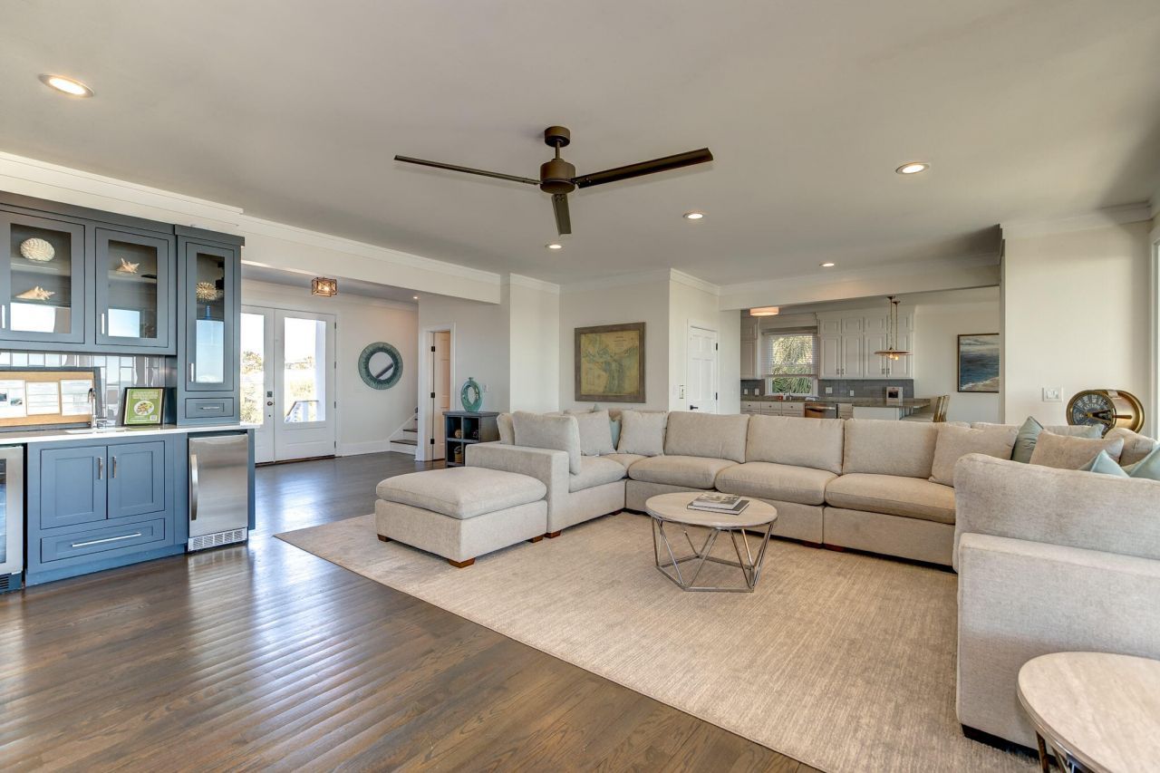 512 Ocean Boulevard Photo 7